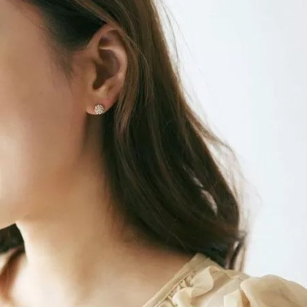 Elegant Fashion Lady Circle Crystal Earrings - Picture 2 of 3